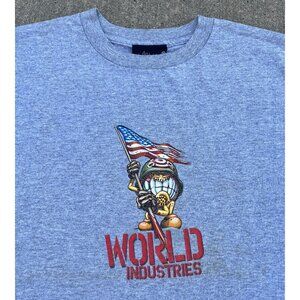 VINTAGE 90’S WORLD INDUSTRIES SKATEBOARDS T-SHIRT